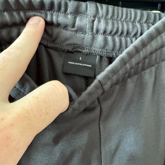 adidas Men's Yeezy 2018 Calabasas Track Pants Size Large Color Grey - Picture 3 of 5